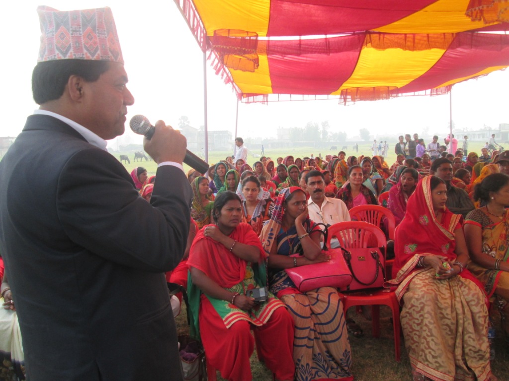 महिला हिंसा विरुद्धको १६ दिने अभियानको अवसरमा सिरहामा मंसिर १० गते आयोजित कार्यक्रममा सम्बोधन �